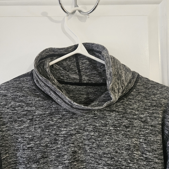 Lululemon Ready to Rulu Fleece Pullover Heathered Black Size 4 - Picture 3 of 9